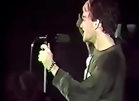 R.E.M - Live 1982
