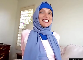 Muslim girl looses celibacy to a intimate terms with