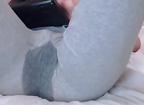 Teen blasting in yogapants. Hot coddle webcam