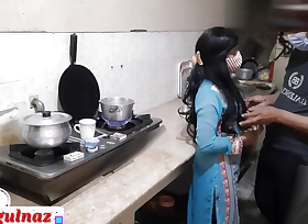 Indian stepsister has hard lovemaking in kitchen, bhai ne behan ko caboose me choda, Clear hindi audio
