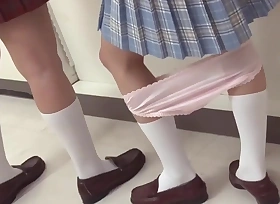 Japanese schoolgirl cheer up off not notice even if she was inserted