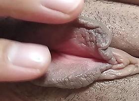 Play with wife's chesty labia