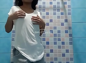Loved teenager Filipina takes shower