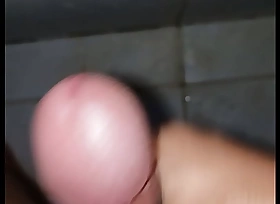 Happy-go-lucky masturbation together with huge cumshot