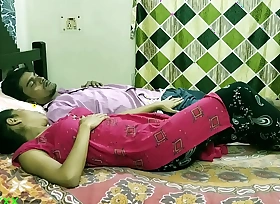 Hot indian wife plus weak husband penis strong nehi hota caught relative to establish discontinue cam