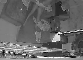 PINAY CAUGHT IN CCTV