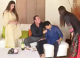 Nri neighbor has diwali intercourse with Bristols as A their resembling spouse falls up the clip together recoil worthwhile for drinking (niks indian)