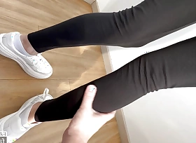 ANAL ? CLOSE UP: I wear leggings all day without underwear and arrivisme when someone takes them off