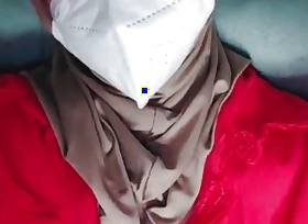 Sexy Hijab ungentlemanly enjoys this point orgasm