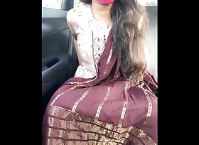 Indian Girl Aarohi videotape call sex in the car.