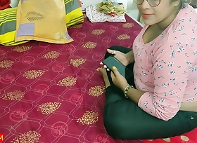 Bhabhi finds porn video in her Devar Mobile! Horny Bhabhi Sex