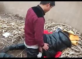 Chinese Couple Fucks In Public