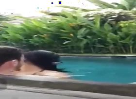 Indonesian fuck in pool via live