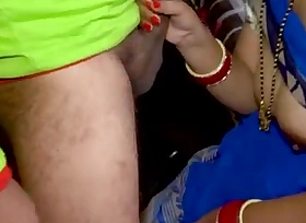 Indian Bhabhi Seduces Hotel Worker Boy For Sex Near Clear Hindi Audio