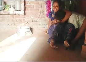 One Night With Desi Bhabhi चूदाई वीडियो