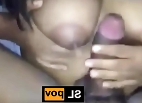 Lankan girl show boobs quick hand job