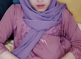 crossdress hijab solo