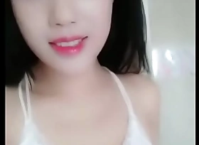 fille asiatique se masturbe devant une caméra Web - Plus de bitsex 2DsHBrV
