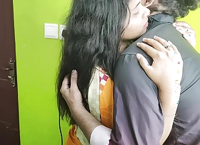 Saree and bra Vaishnavy dominating Sharun Raj kisses on him and remove his shirt , Mallu hot girl dominating his gal Friday & kiss