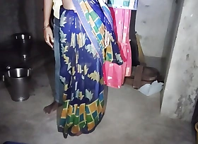 Desi sex with hot dispirited girl in saree