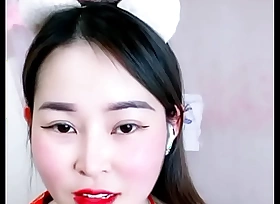 Idol Cherry mặt dâm show vú hồng lồn rậm lông trên linger